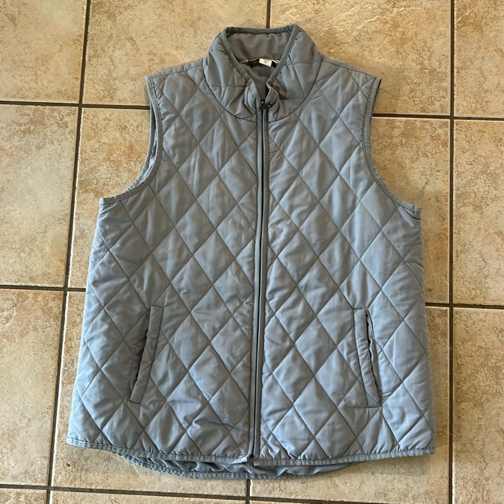 Coldwater Creek Light Gray Full‎ Zip Quilted Vest, Sz Medium